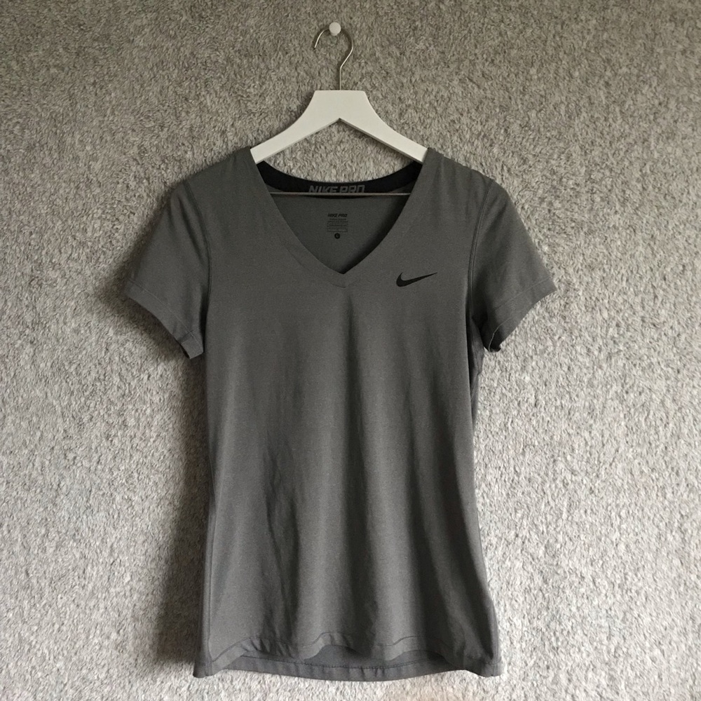 Nike Pro Dri-fit Gray T-shirt Size L